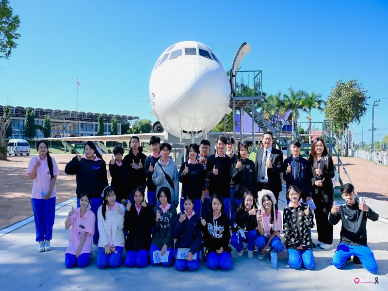 ให้การต้อนรับ คณะครู และนักเรียน โรงเรียนมณีอนุสรณ์ศึกษา