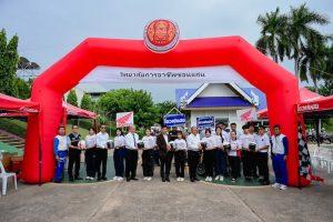 โครงการรณรงค์การขับขี่ปลอดภัย “นักเรียนรุ่นใหม่ มีใบขับขี่ ใส่หมวกนิรภัย 100%”